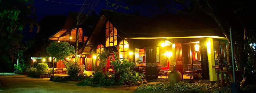 Areeya Phuree Resort Thaton Mae Ai Zewnętrze zdjęcie